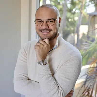 Misael Chacon, Esq.